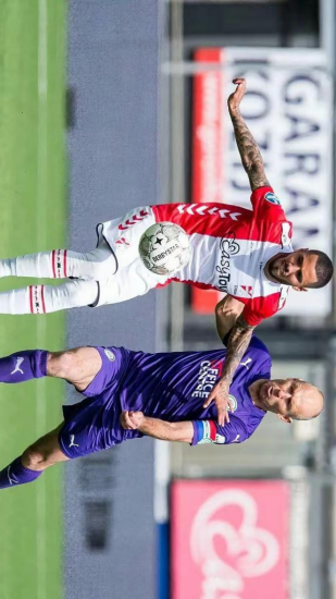 青年军的崛 青年军的崛