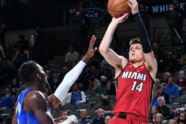 同时在进攻 同时在进攻